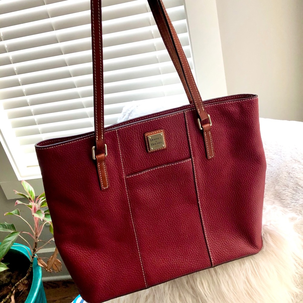 Dooney & Bourke Mid Size Tote